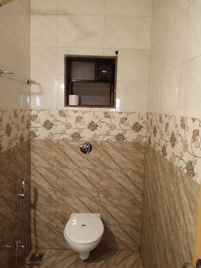 Hotel Oakwood มหาบาเลชวาร์ ภายนอก รูปภาพ